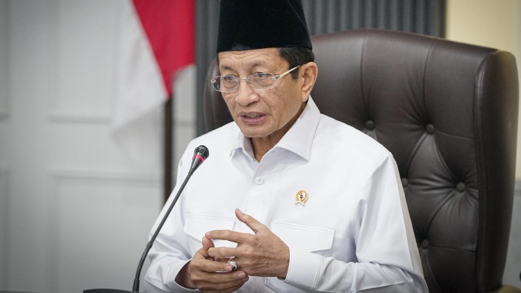 Menteri Agama RI Ajak Isi Malam Pergantian Tahun dengan Refleksi dan Doa, Bukan Hura-hura