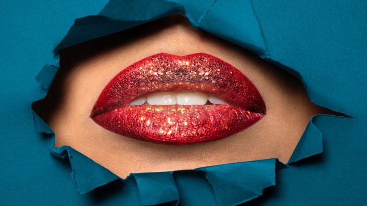 Karakter di Balik Bentuk Bibir Perempuan