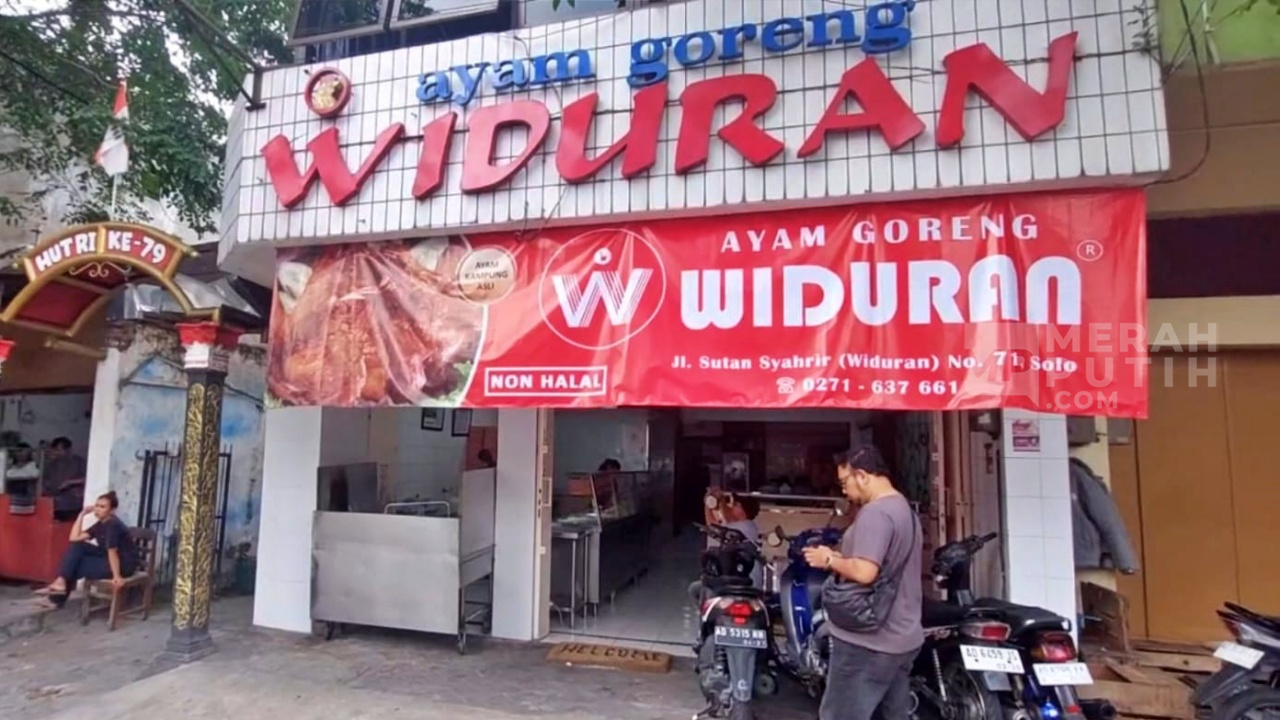 Ayam Goreng Widuran Solo Kembali Buka, Pasang Spanduk Besar Jualan Nonhalal