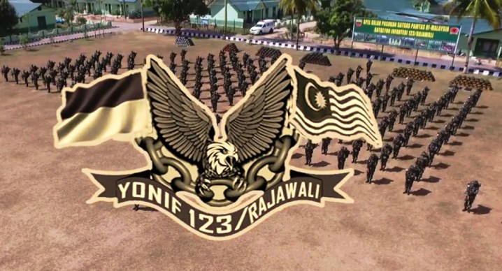 Satgas Rajawali Perbatasan Kalbar Ditakuti Penyelundup, Dicintai Warga