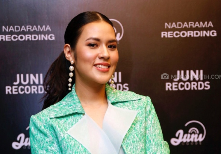Bosan Nyanyi lagu Mellow, Raisa Coba Keluar dari Zona Nyaman