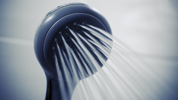 Awas, Shower Di Rumah Bisa Jadi Sumber Penyakit