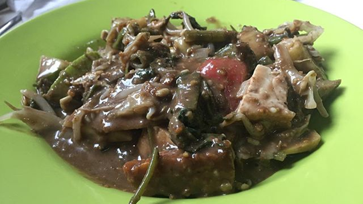 Kenikmatan Rujak Cingur, Salad Mulut Ala Street Food Surabaya