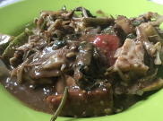 Kenikmatan Rujak Cingur, Salad Mulut Ala Street Food Surabaya