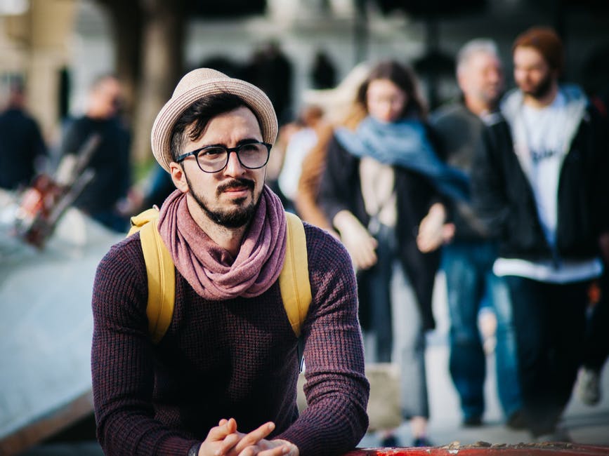 Tolak secara halus sejak awal. Foto- pexels/Clem Onojegh)