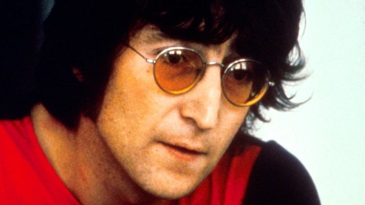Kacamata Bulat Legendaris John Lennon Hampir Terbuang