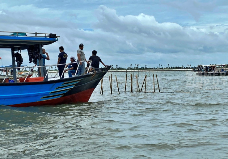 Kades Kohod Sudah Tahu Dijadikan Tersangka Pemalsuan Sertifikat SHGB dan SHM Pagar Laut Tangerang, Kuasa Hukum Tunggu Surat dari Bareskrim