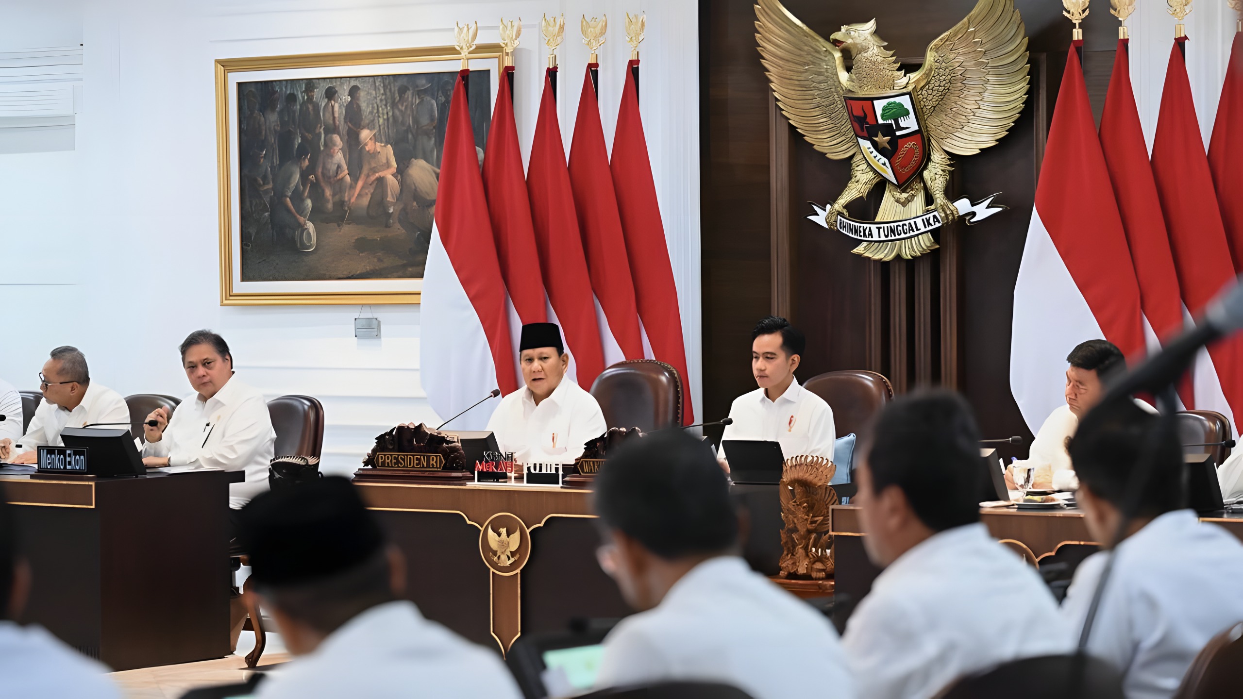 Prabowo Wanti-wanti Menko Infra hingga TNI-Polri Hadapi Nataru