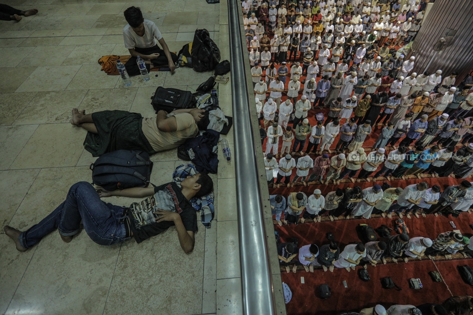 Berburu Malam Lailatul Qadar di Masjid Istiqlal