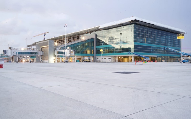 bandara YIA