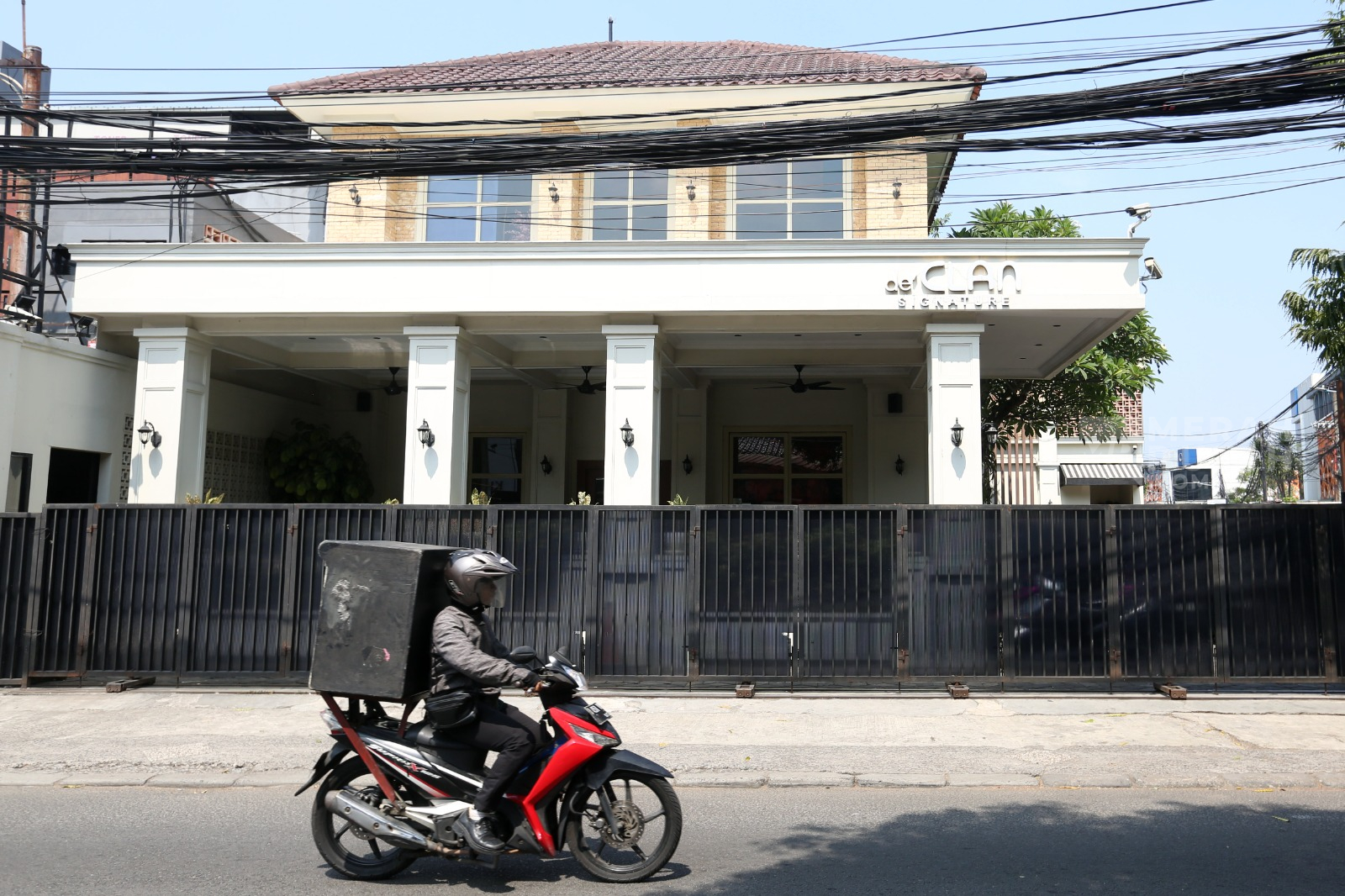 Kondisi Terkini de'Clan Cafe Signature Cipete: Tutup, Sepi, Tanpa Garis Polisi
