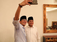 Belasan Ribu Orang Iringi Pendaftaran Prabowo-Sandiaga Uno