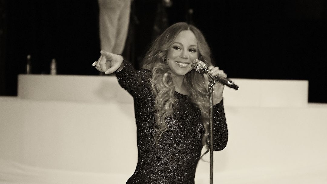Mariah Carey Siapkan Album 'Grunge', Sudah Direkam Sejak 1995