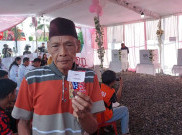 Warga Padati TPS Gibran, Pulang Nyoblos Dapat Coklat Valentine