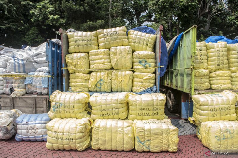 Nilai Impor Indonesia Alami Penurunan