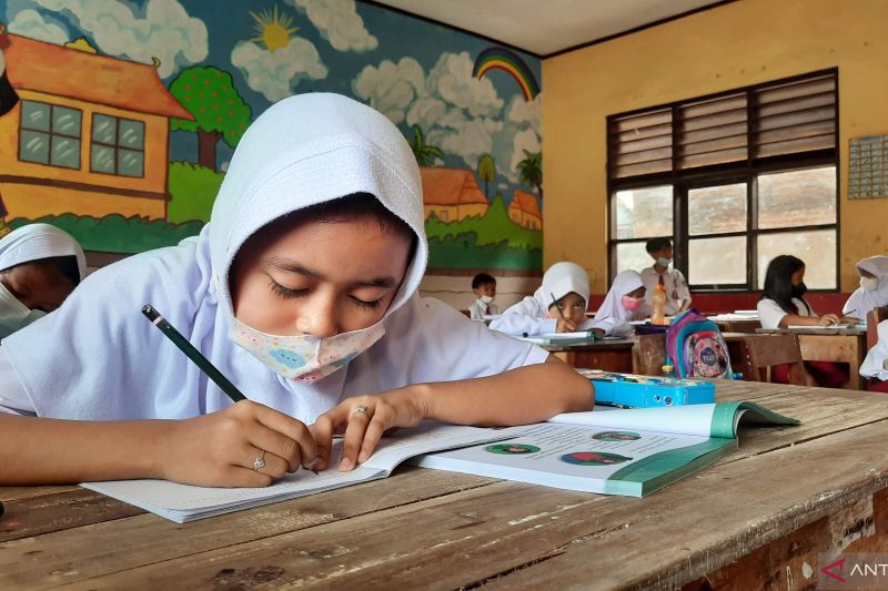 7-9 September TK-SMP Tangerang Belajar di Rumah Imbas Erupsi Anak Krakatau, SMA Masuk Normal