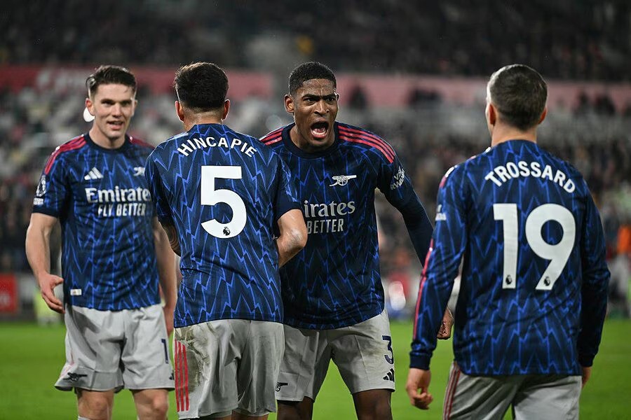 Bukan Salah Kostum! ini Alasan Arsenal Ubah Jersey di Laga Lawan Brentford