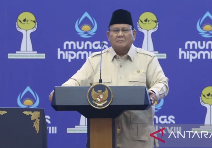Buka Munas HIPMI, Presiden Prabowo Ungkap Alasan Sering ke Luar Negeri