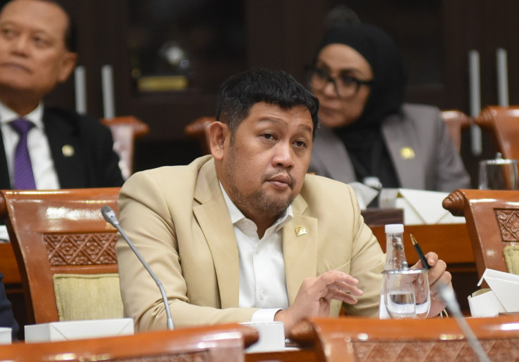DPR Desak OJK Hapus Pasal 'Debt Collector' di POJK 22/2023, Utang Wajib Perdata!