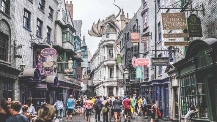 Penggemar Harry Potter, Wajib Rasakan Wahana di Jatim Park 3