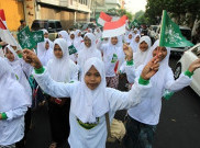 Sambangi Pekalongan, Presiden Jokowi Disambut Ribuan Santri