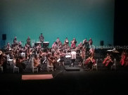 Orkes Gambus Duet dengan Orkestra Asal Spanyol