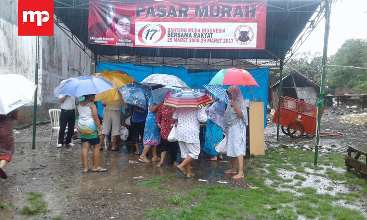 HUT 17 Tahun Banteng Muda Indonesia Gelar Pasar Murah 
