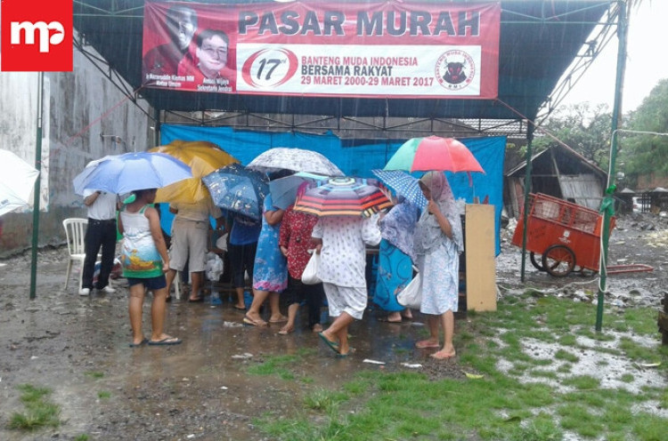 HUT 17 Tahun Banteng Muda Indonesia Gelar Pasar Murah 