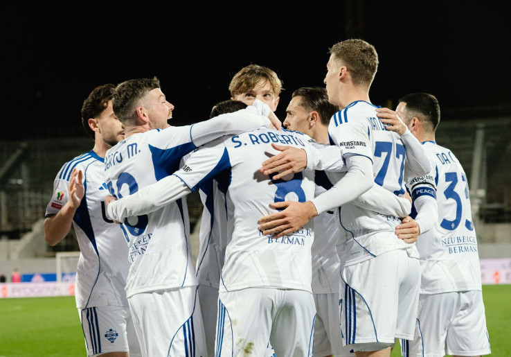 Como Tim Terakhir Lolos Perempat Final Coppa Italia Setelah Kalahkan Fiorentina 3-1, Akan Hadapi Napoli