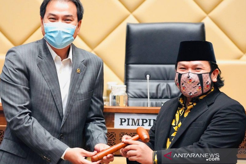 Luqman Hakim Resmi Gantikan Gus Yaqut Jadi Pimpinan Komisi II DPR