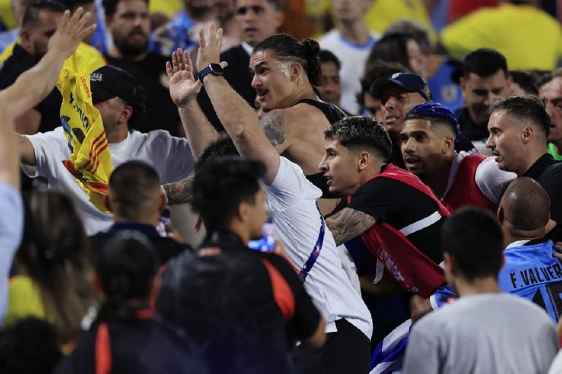 Kericuhan Semifinal Copa America 2024, Pemain Uruguay Adu Jotos dengan Suporter Kolombia