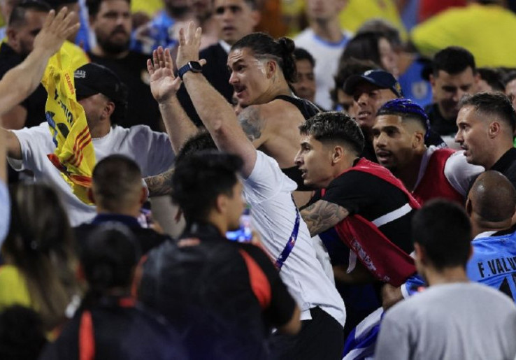 Kericuhan Semifinal Copa America 2024, Pemain Uruguay Adu Jotos dengan Suporter Kolombia