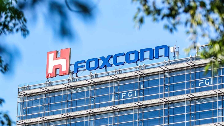 Foxconn Masuk ke Dunia Otomotif