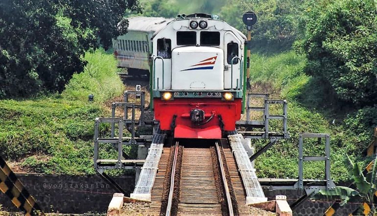 Hadapi Arus Mudik Lebaran PT. KAI Tingkatkan Fasilitas Kereta