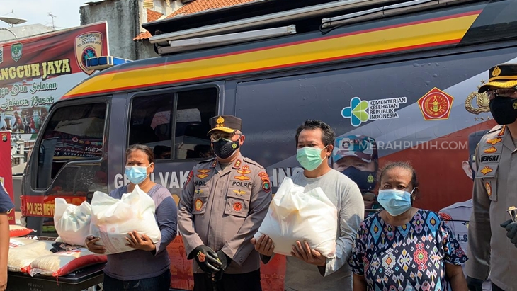 Gerai Statis Tak Efektif, Vaksinasi Presisi Jemput Bola Datangi Warga