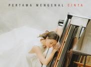 Spesial Hari Ibu, Aaliyah Massaid Rilis Single 'Pertama Mengenal Cinta'