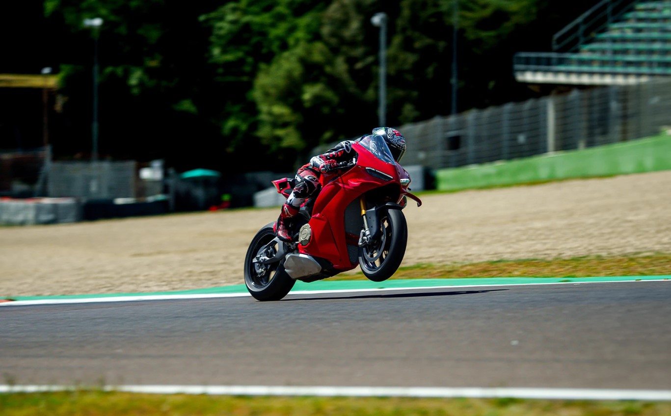 Panigale V4 akan digunakan dalam balapan Race of Champions di World Ducati Week. (Foto: Ducati)