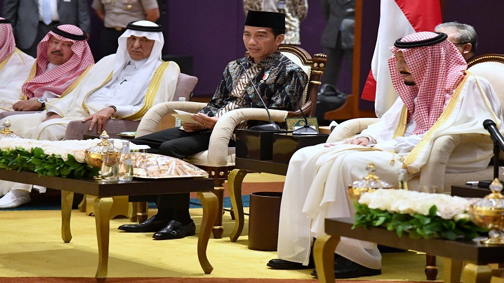 Raja Salman bersama Presiden Jokowi