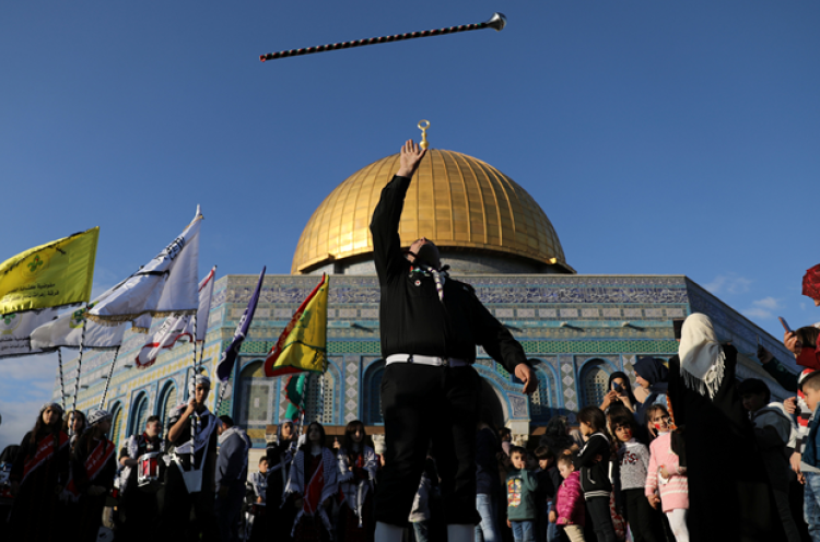 Umat Islam Diminta Tak Terprovokasi Pernyataan Trump Soal Yerusalem