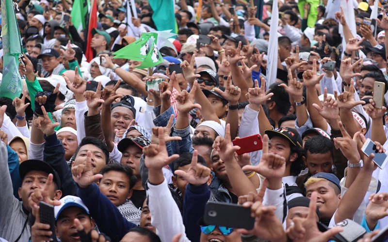 Massa pendukung Prabowo-Sandi di Yogyakarta