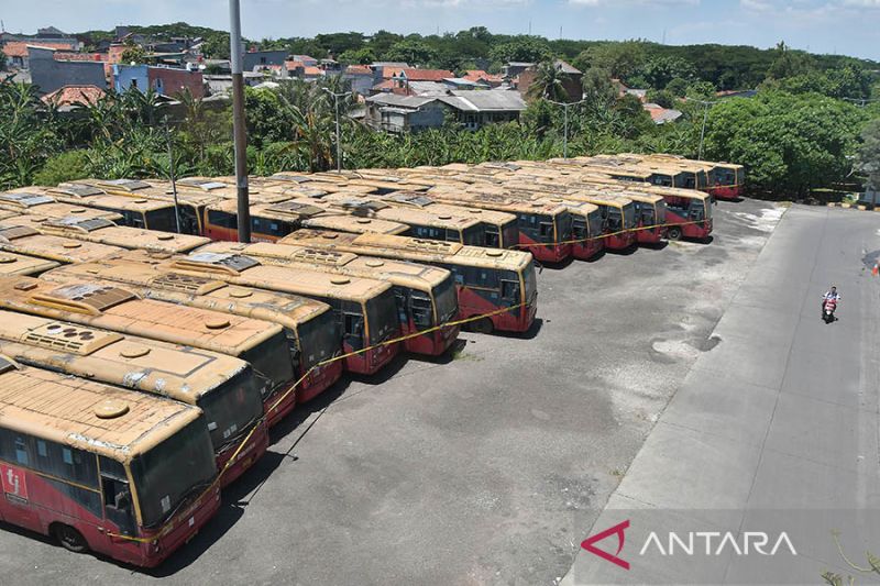 DPRD Minta Pemprov Lengkapi Bukti OPD Lelang 417 Bus TransJakarta