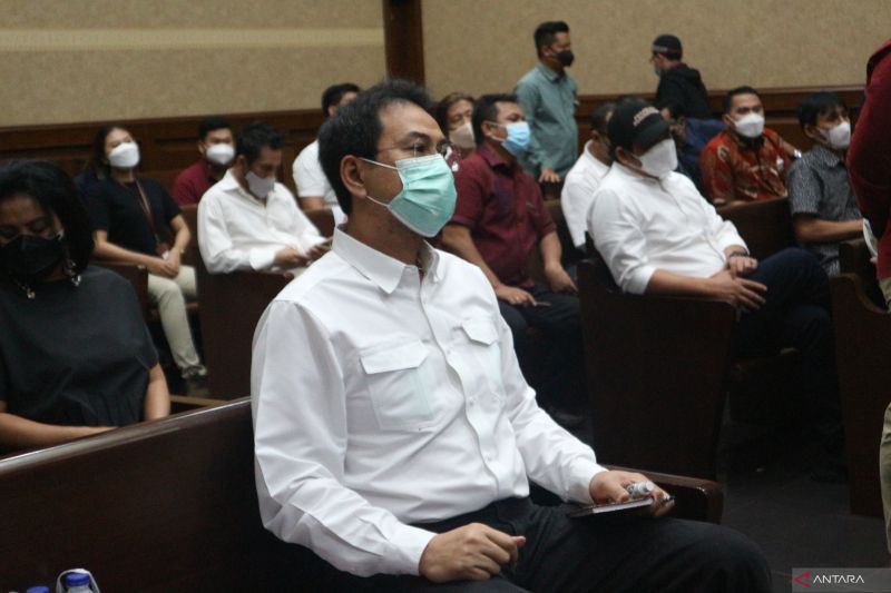 Divonis 3 Tahun Enam Bulan Penjara, Azis Syamsuddin: Saya Pikir-pikir Yang Mulia