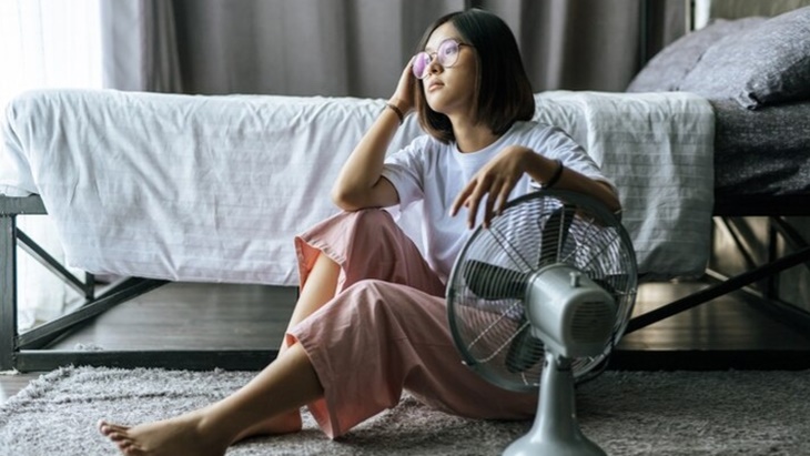 Cara Jaga Suhu Tubuh Tetap Normal saat Kepanasan