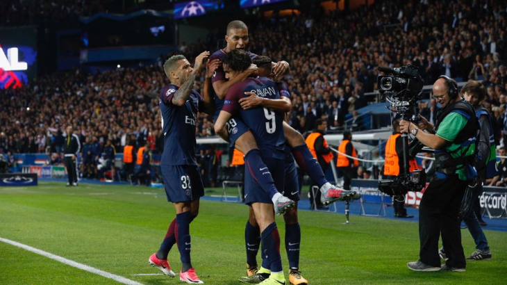 PSG Pecundangi Bayern Muenchen 3-0