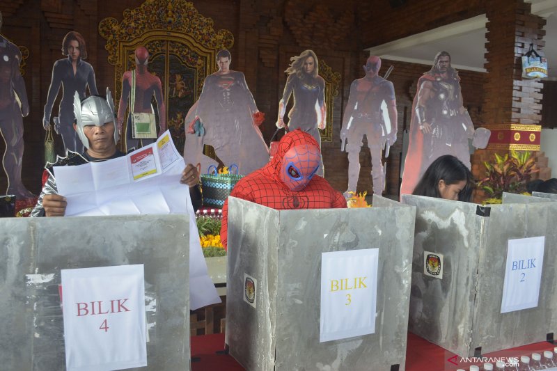 Para Superhero Dunia Ikut Meriahkan Pemilu Indonesia 2019
