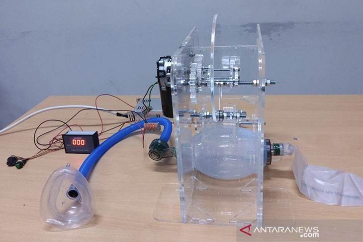 Portable ventilator yang dikembangkan bersama Task Force Riset Inovasi Teknologi untuk Penanganan COVID-19. ANTARA/HO BPPT/am.
