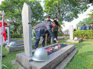 Ziarah ke Makam Wali Kota Pertama Jakarta Jelang HUT ke-497 DKI