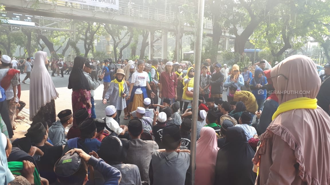 Mantan Jubir HTI Minta PA 212 Dipertahankan untuk Kritik Pemerintah