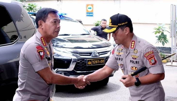 Kapolri Jenderal Idham Azis (tengah). (Foto: MP/Kanugrahan)