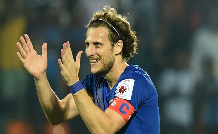 Diego Forlan berseragam Kitchee FC